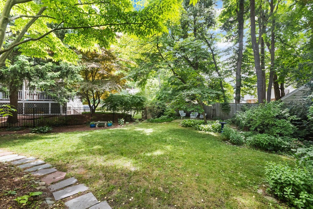 47 Tarleton Road Newton, MA 02459 - Photo 35 of 38