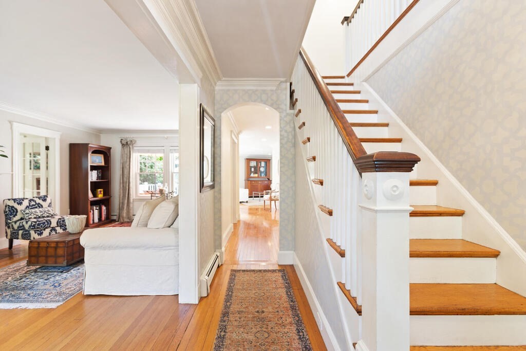 47 Tarleton Road Newton, MA 02459 - Photo 5 of 38