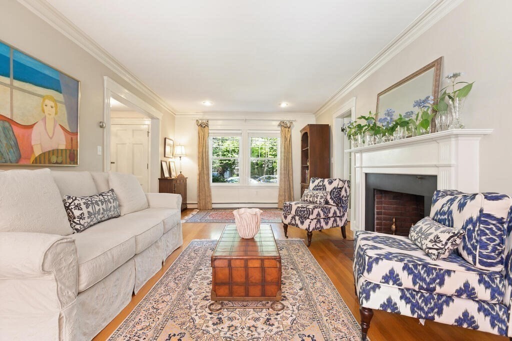 47 Tarleton Road Newton, MA 02459 - Photo 6 of 38