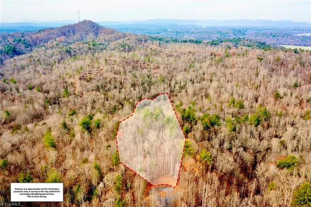 $154,000 | Lot #16 Stonehinge Drive, Wilkesboro, NC 28697