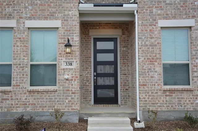 $2,750 | 338 Almanor Street, Lewisville, TX 75056