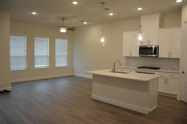 $2,750 | 338 Almanor Street, Lewisville, TX 75056