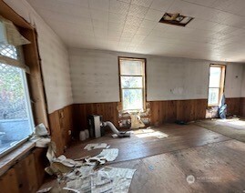 193 Golden Road Oroville, WA 98844 - Photo 14 of 38