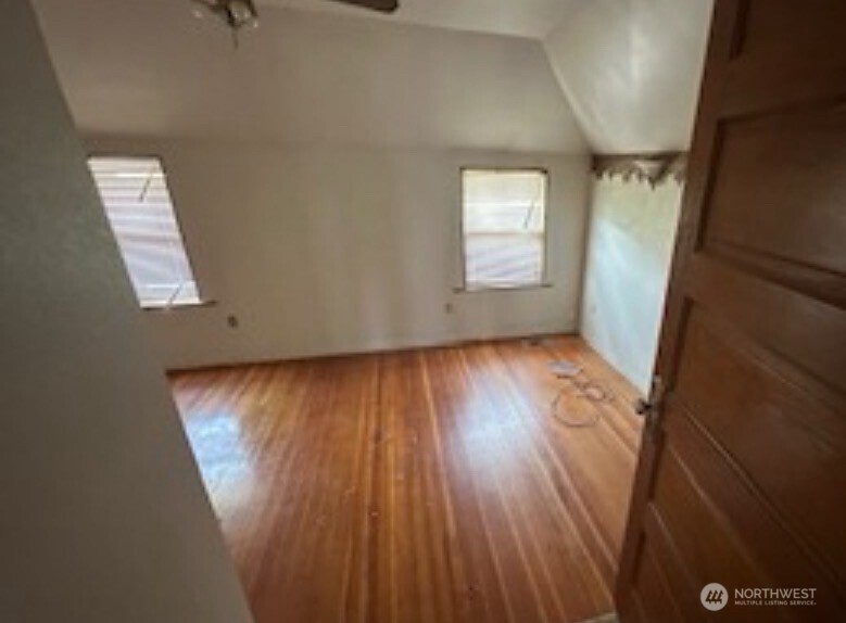 193 Golden Road Oroville, WA 98844 - Photo 23 of 38