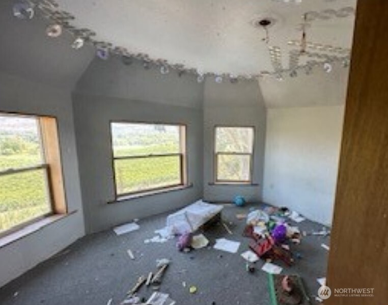 193 Golden Road Oroville, WA 98844 - Photo 29 of 38