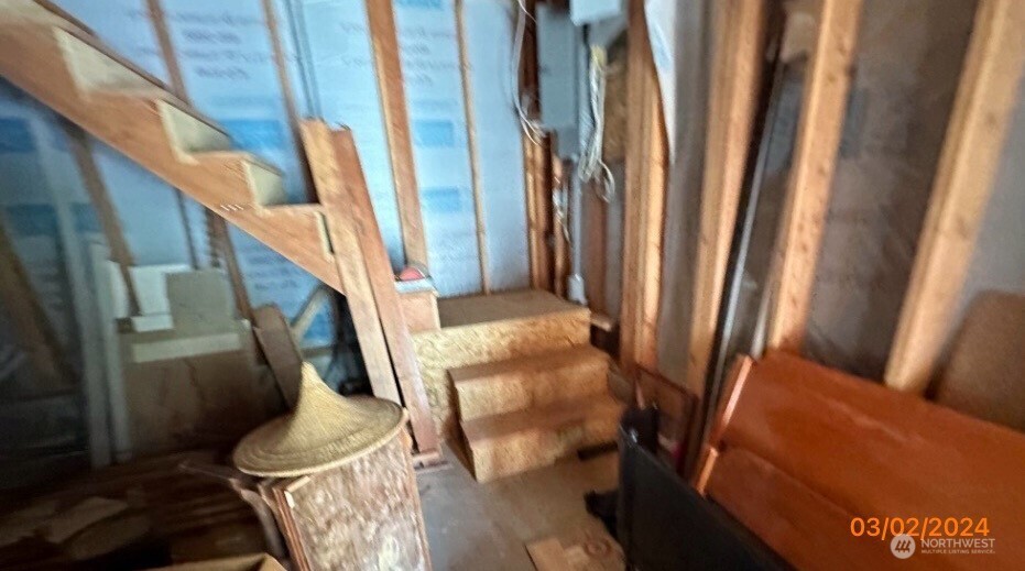 193 Golden Road Oroville, WA 98844 - Photo 8 of 38