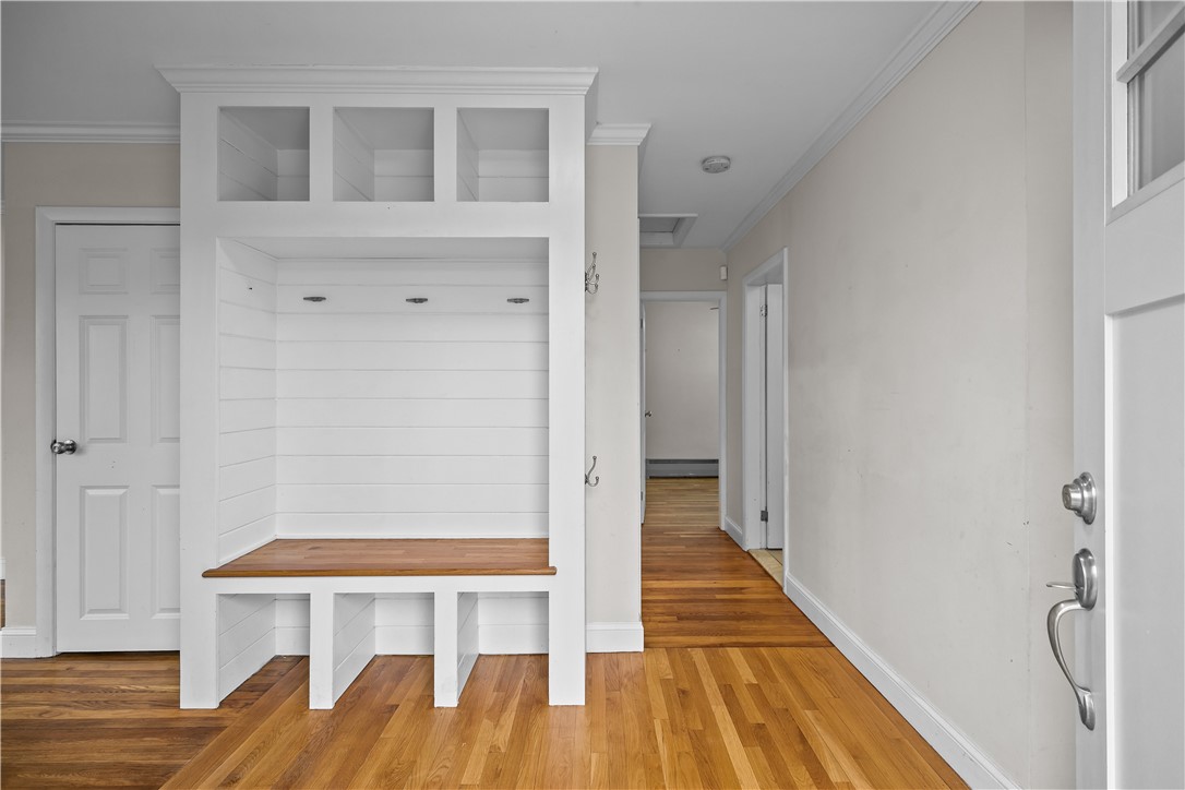 17 Phillips Avenue Middletown, RI 02842 - Photo 2 of 27