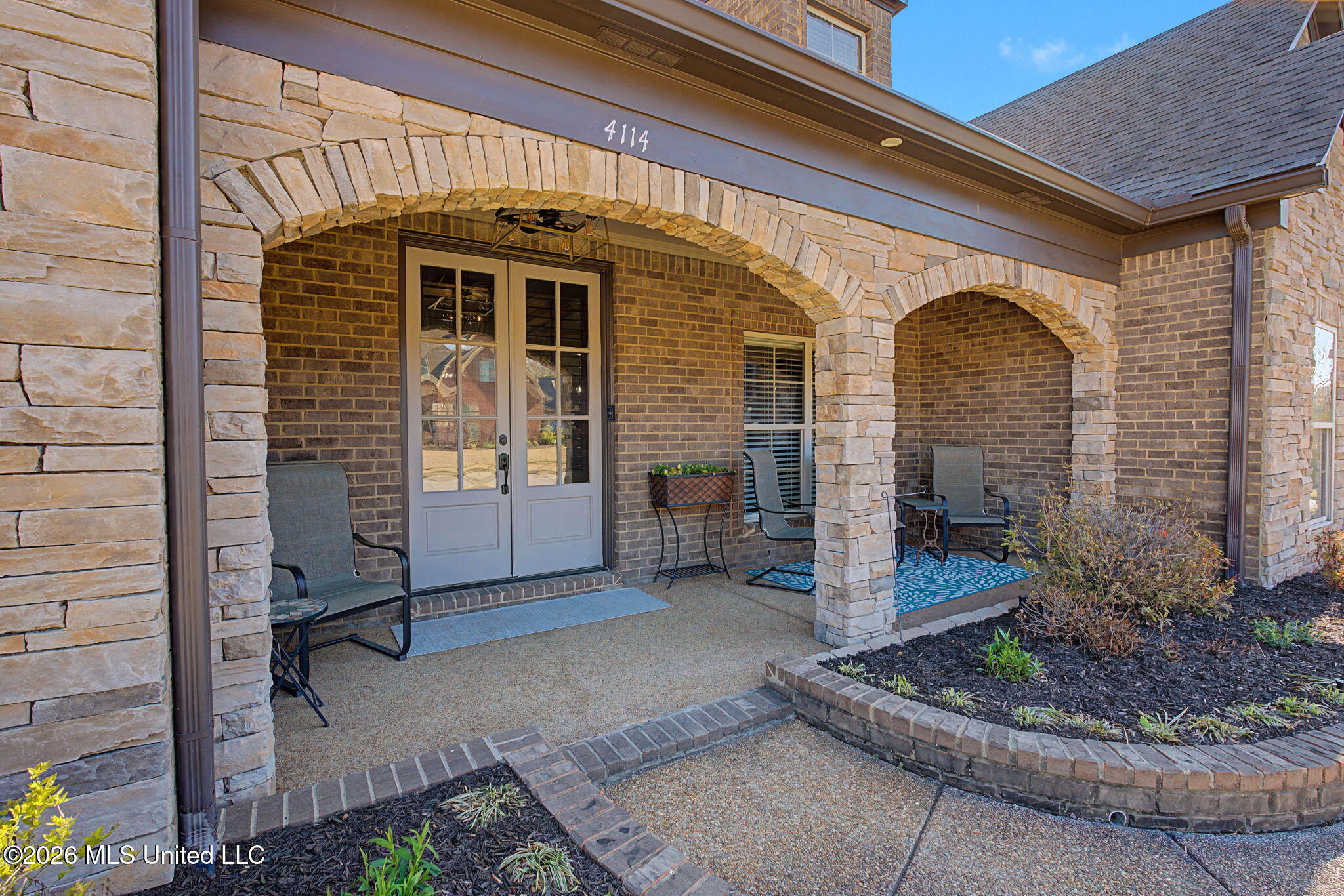 4114 Kayley Lane Olive Branch, MS 38654 - Photo 2 of 49 Front Porch