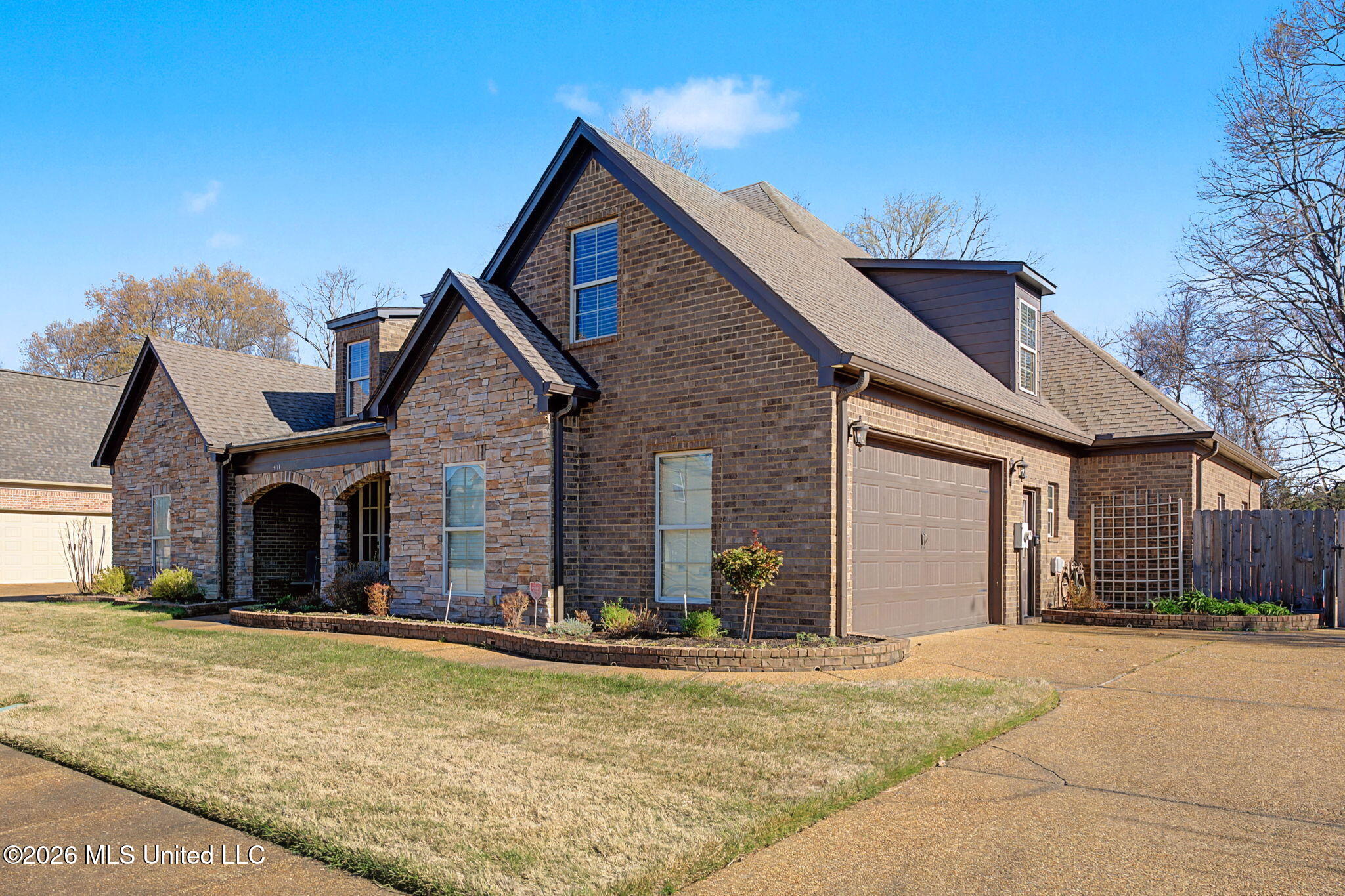 4114 Kayley Lane Olive Branch, MS 38654 - Photo 47 of 49 Front / Side View