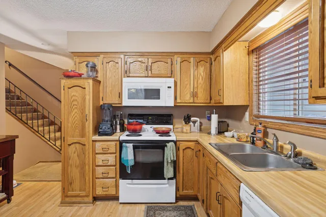 $424,900 | 2630 Mississippi Street, New Brighton, MN 55112