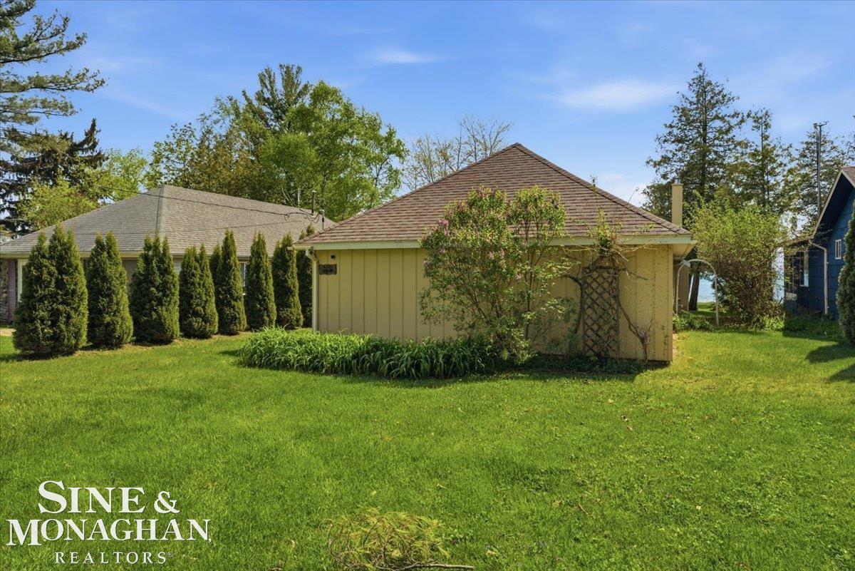 637 South Lakeshore Road Port Sanilac, MI 48469 - Photo 31 of 49