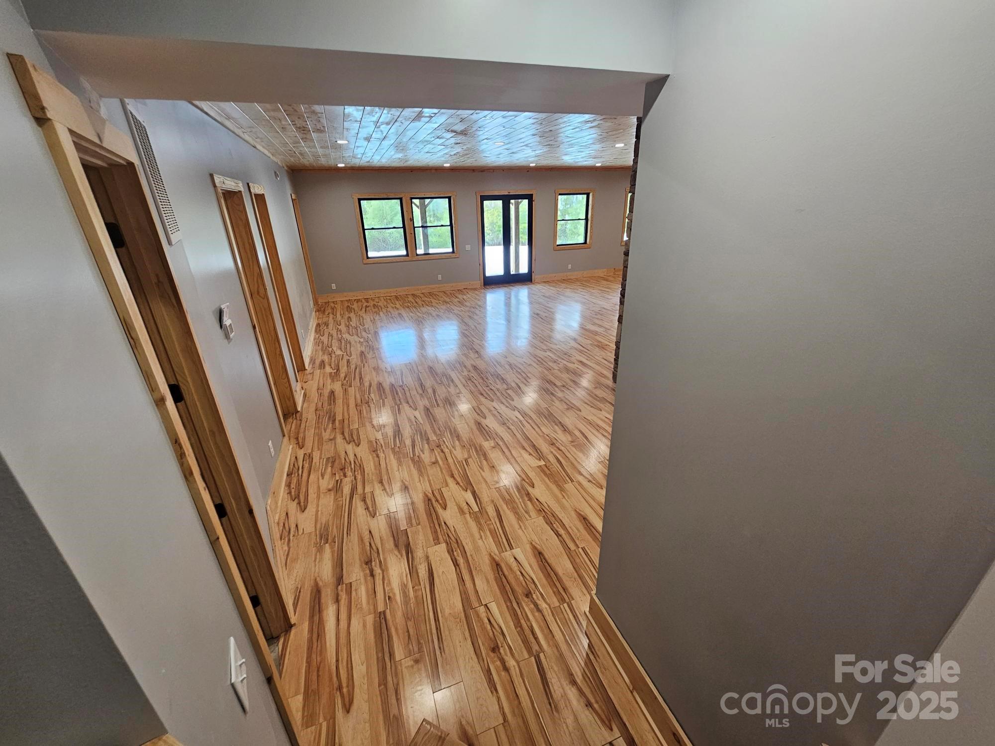 1076 Table View Drive, Unit 55 Morganton, NC 28655 - Photo 10 of 33 a view of an entryway