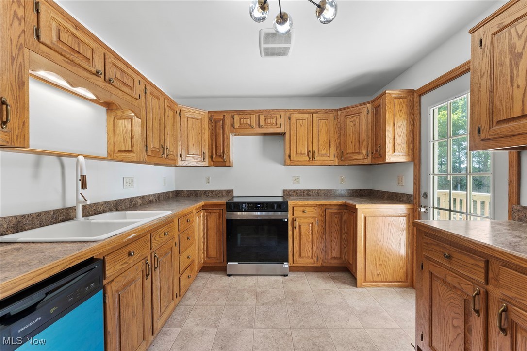 5056 Fenn Road Medina, OH 44256 - Photo 10 of 37 Gallery Image 10