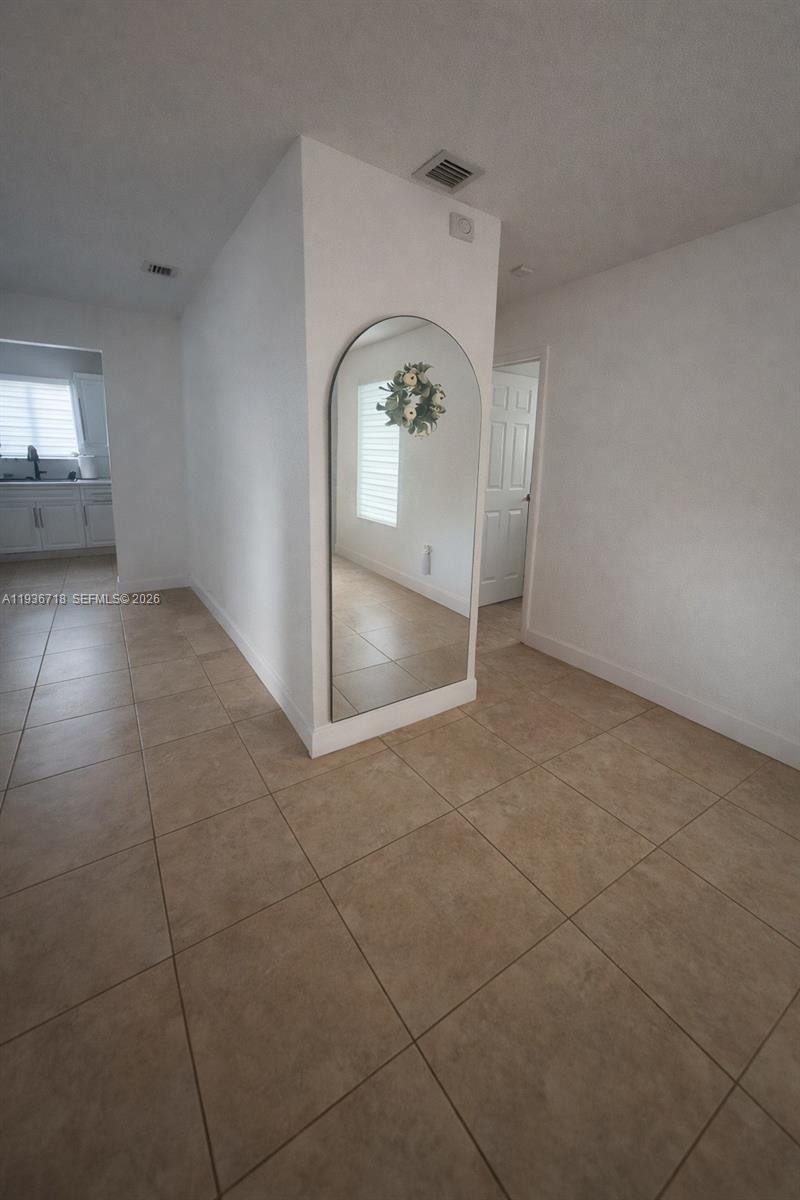 17831 Northwest 84th Court Hialeah, FL 33015 - Photo 14 of 25