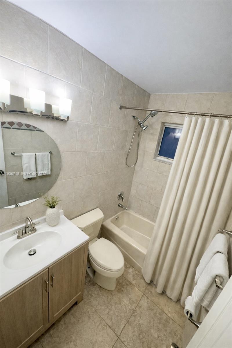 17831 Northwest 84th Court Hialeah, FL 33015 - Photo 25 of 25