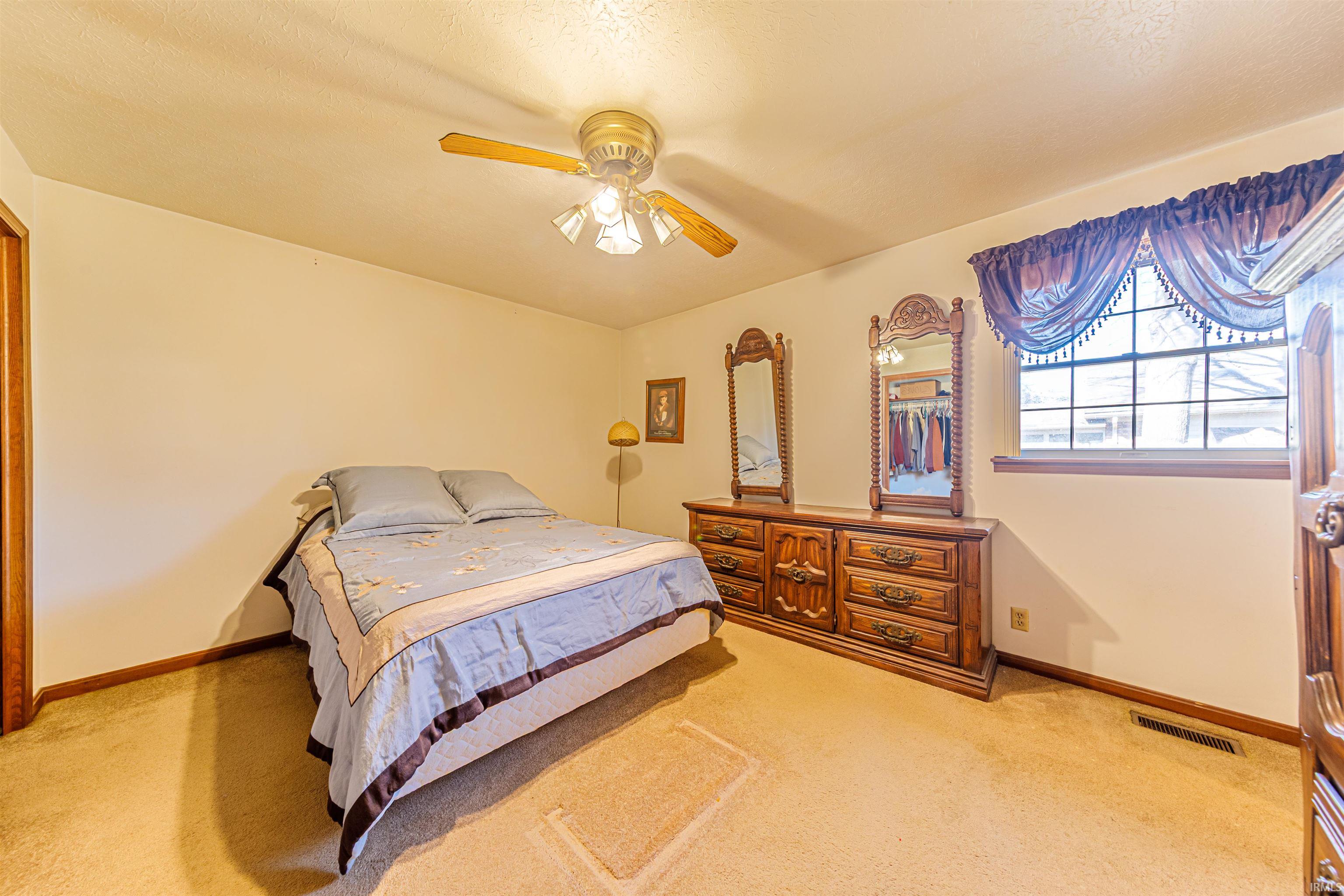2840 Bergdolt Road Evansville, IN 47711 - Photo 19 of 36 Gallery Image 19