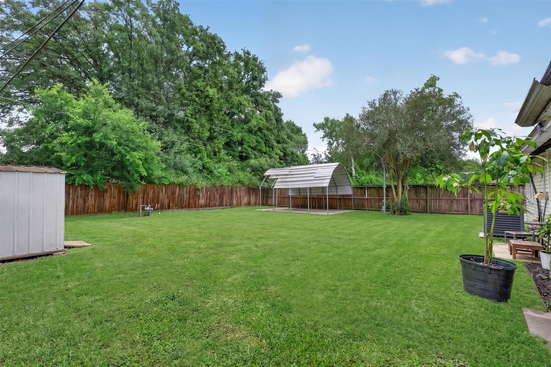 13919 Santa Teresa Road Houston, TX 77045 - Photo 22 of 22 Digitally Cleared / Backyard
