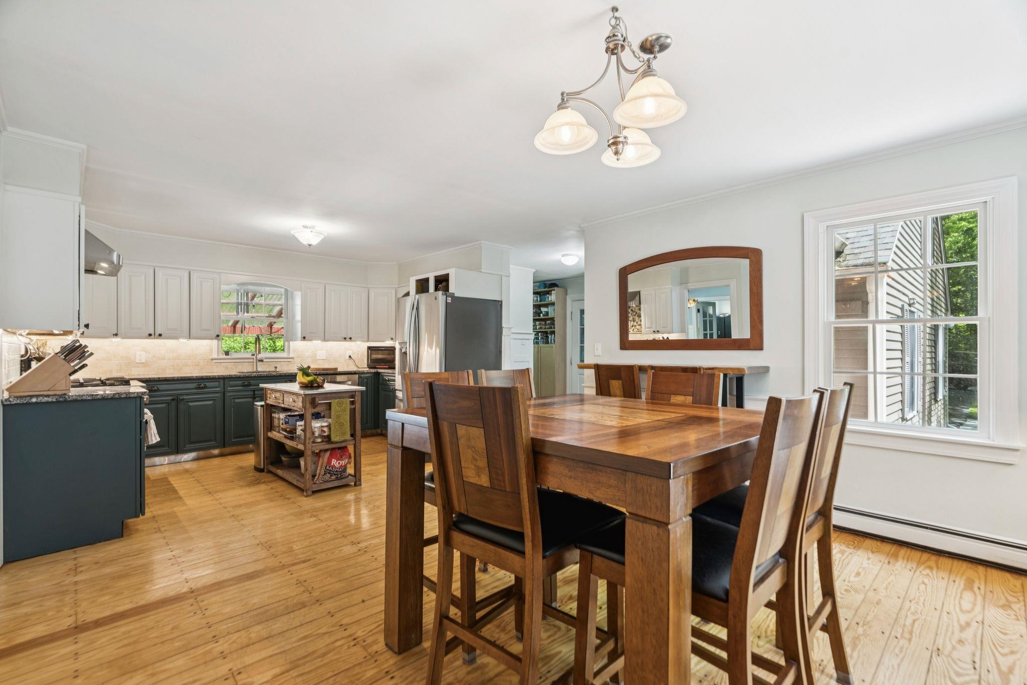 408 Morgan Road Hartford, VT 05059 - Photo 15 of 50