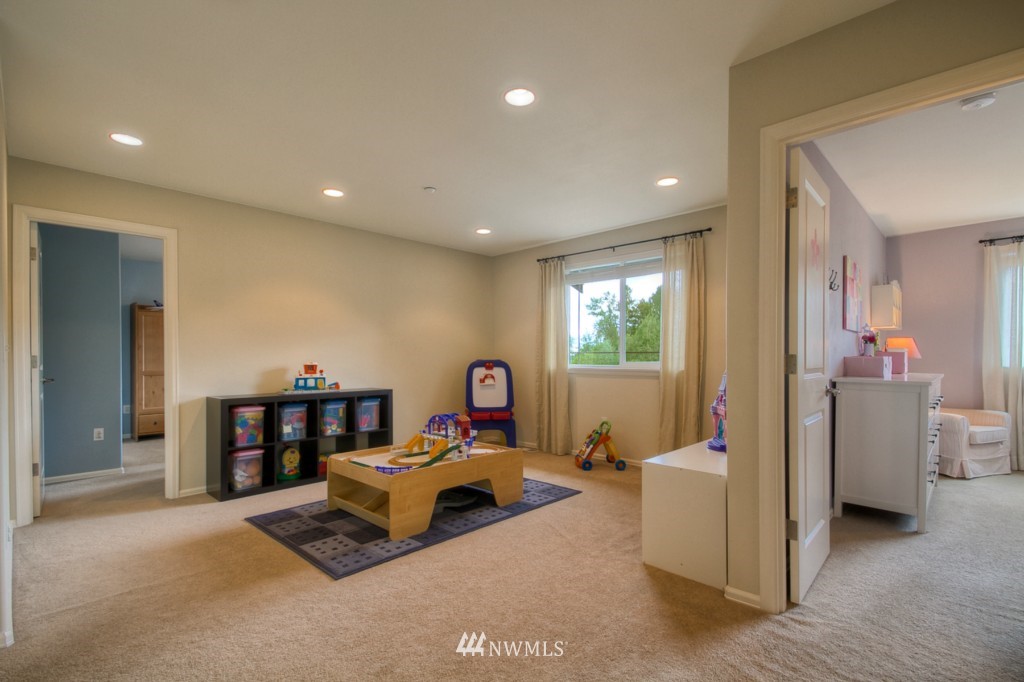 855 South 48th Street Renton, WA 98055 - Photo 14 of 25