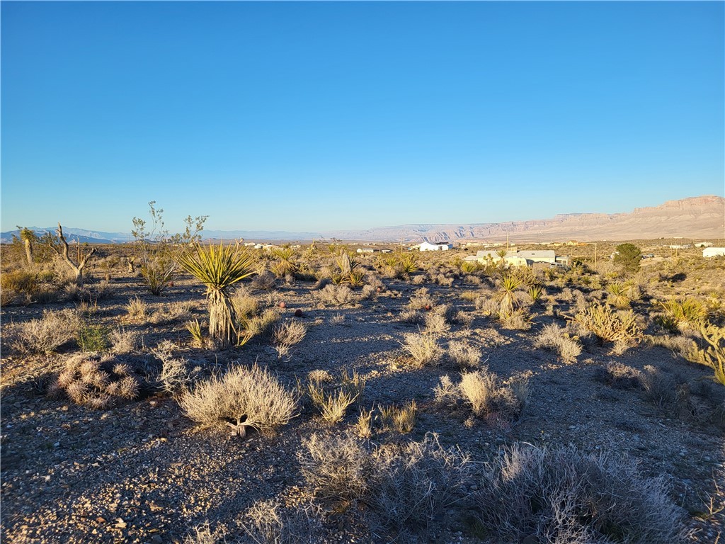 1441 Middle Point Drive Meadview, AZ 86444 - Photo 2 of 7 a view of city and ocean