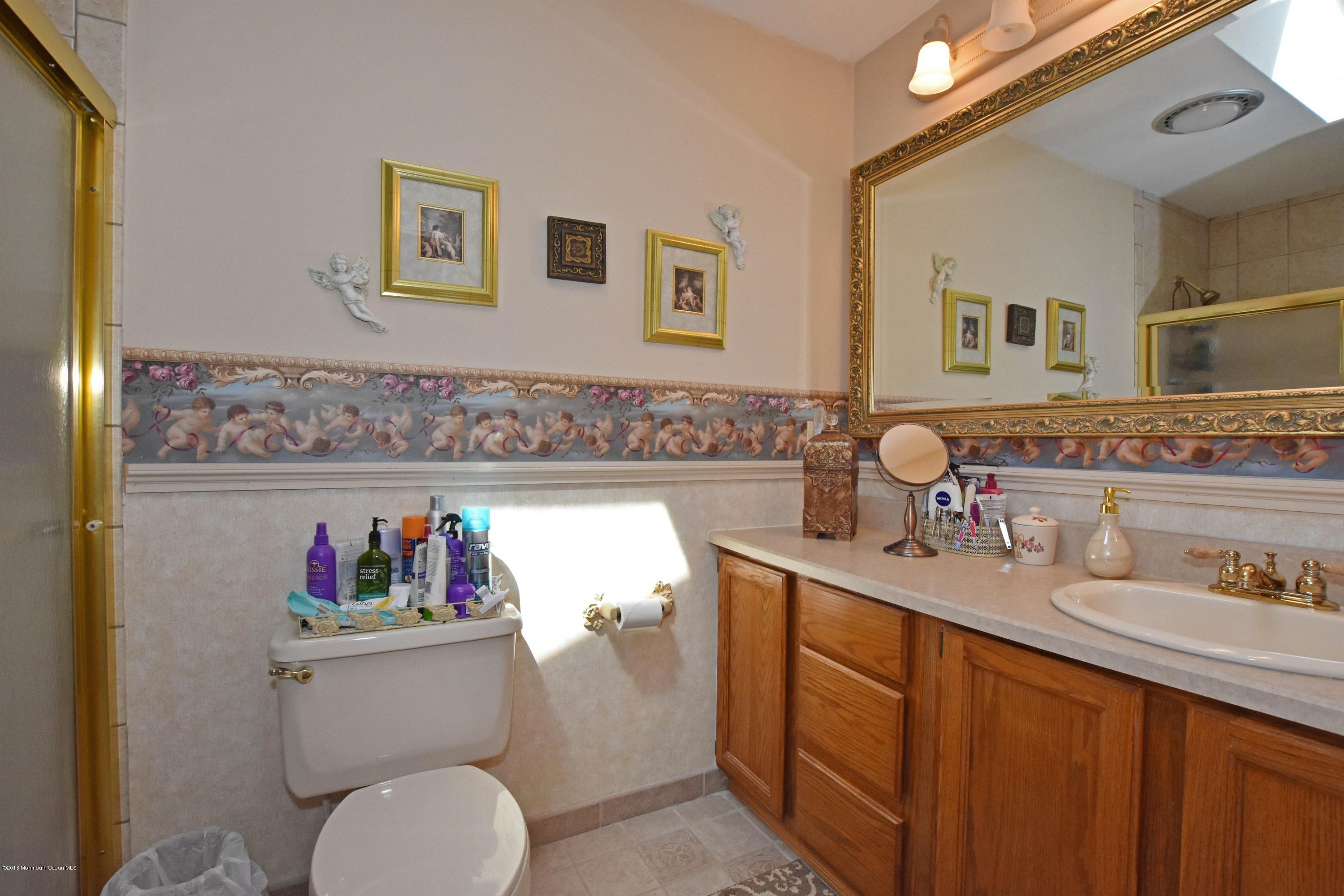 65 Hickory Hill Road Jackson, NJ 08527 - Photo 14 of 23 014_Master Bathroom