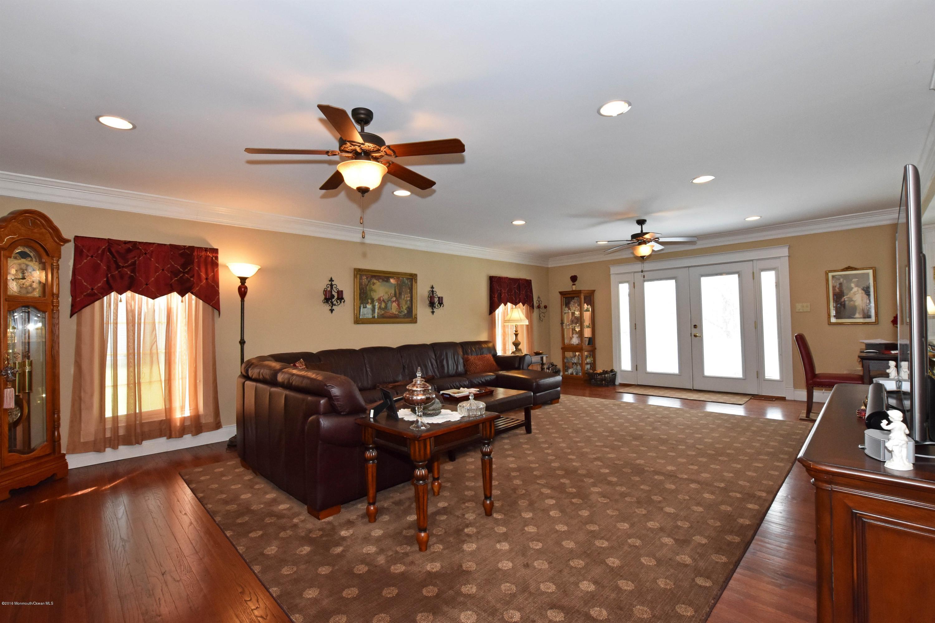 65 Hickory Hill Road Jackson, NJ 08527 - Photo 9 of 23 009_Family Room View 1