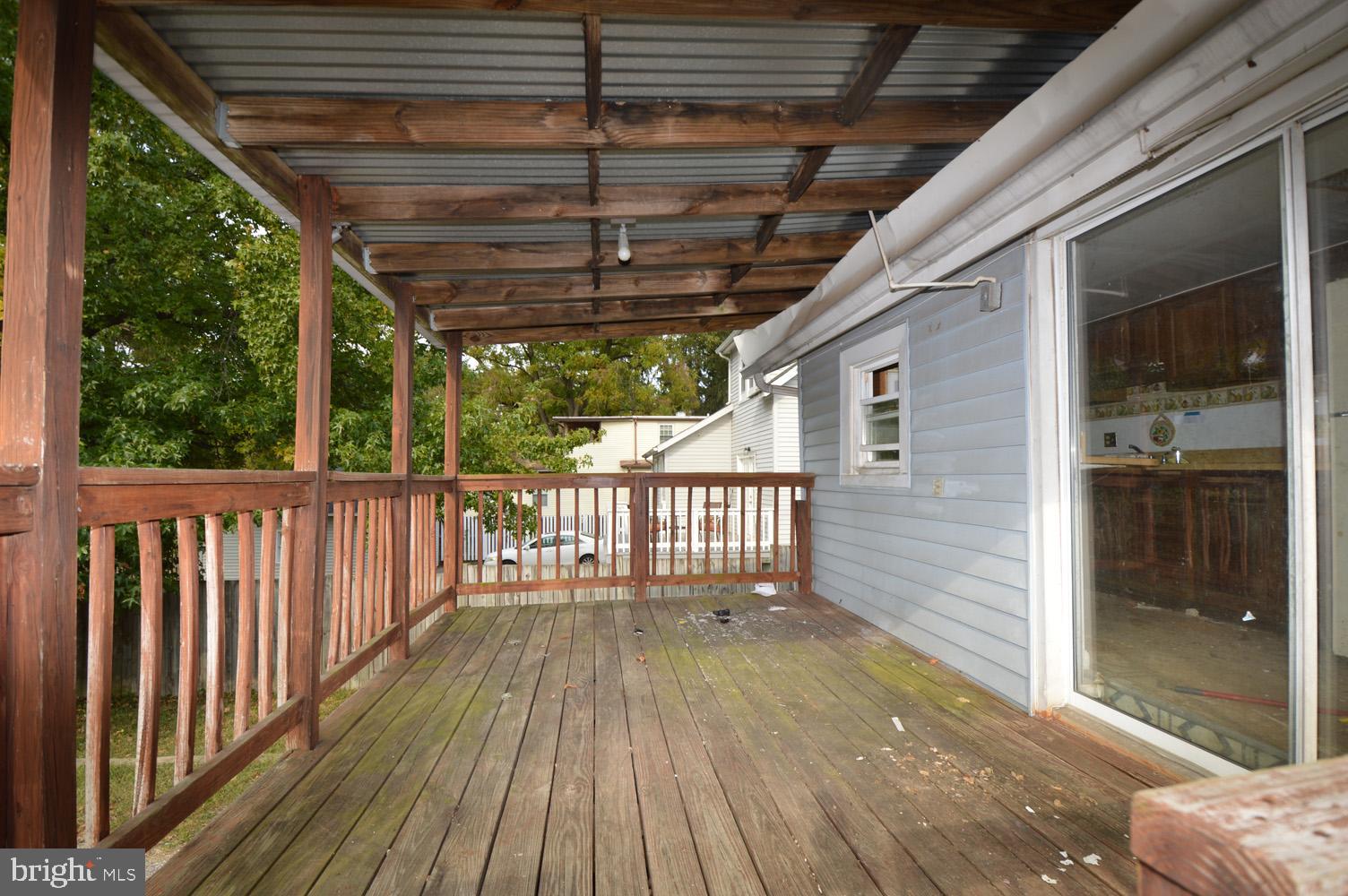 3700 Old Milford Mill Road Baltimore, MD 21244 - Photo 5 of 20 REAR DECK