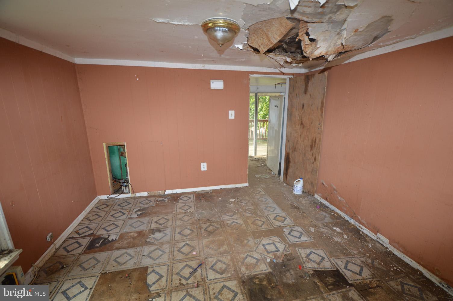 3700 Old Milford Mill Road Baltimore, MD 21244 - Photo 7 of 20 DINING ROOM