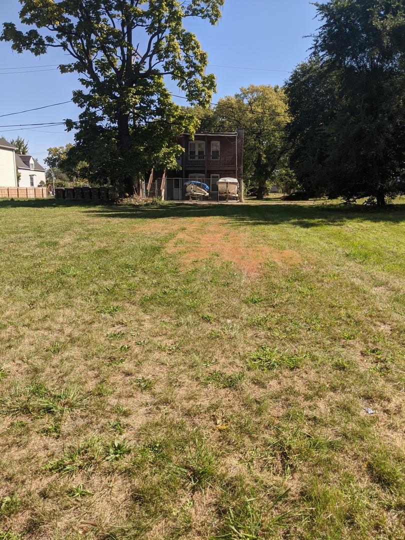 5635 South Perry Ave  