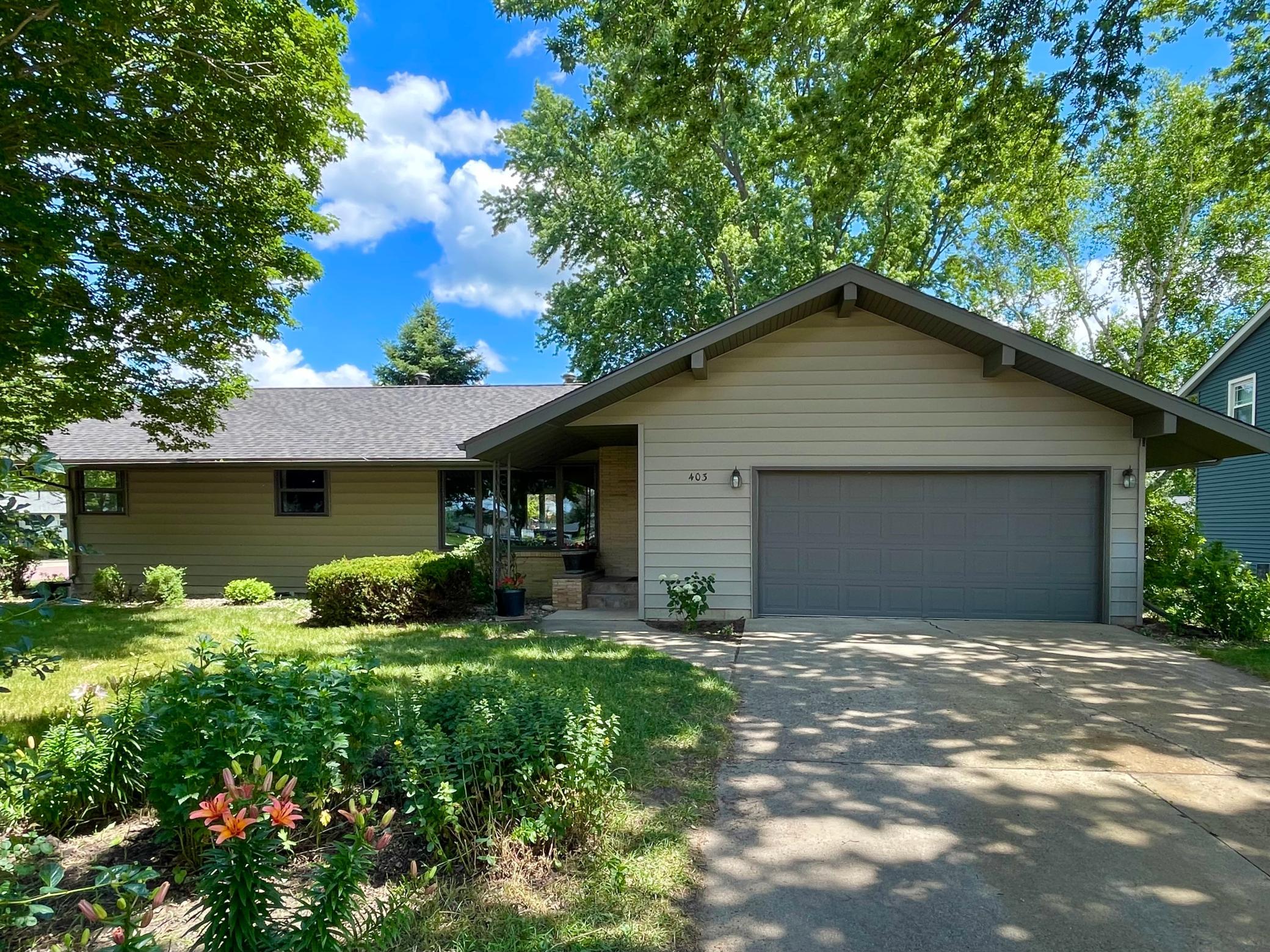 403 South Paffrath Avenue Springfield, MN 56087 - Photo 1 of 63