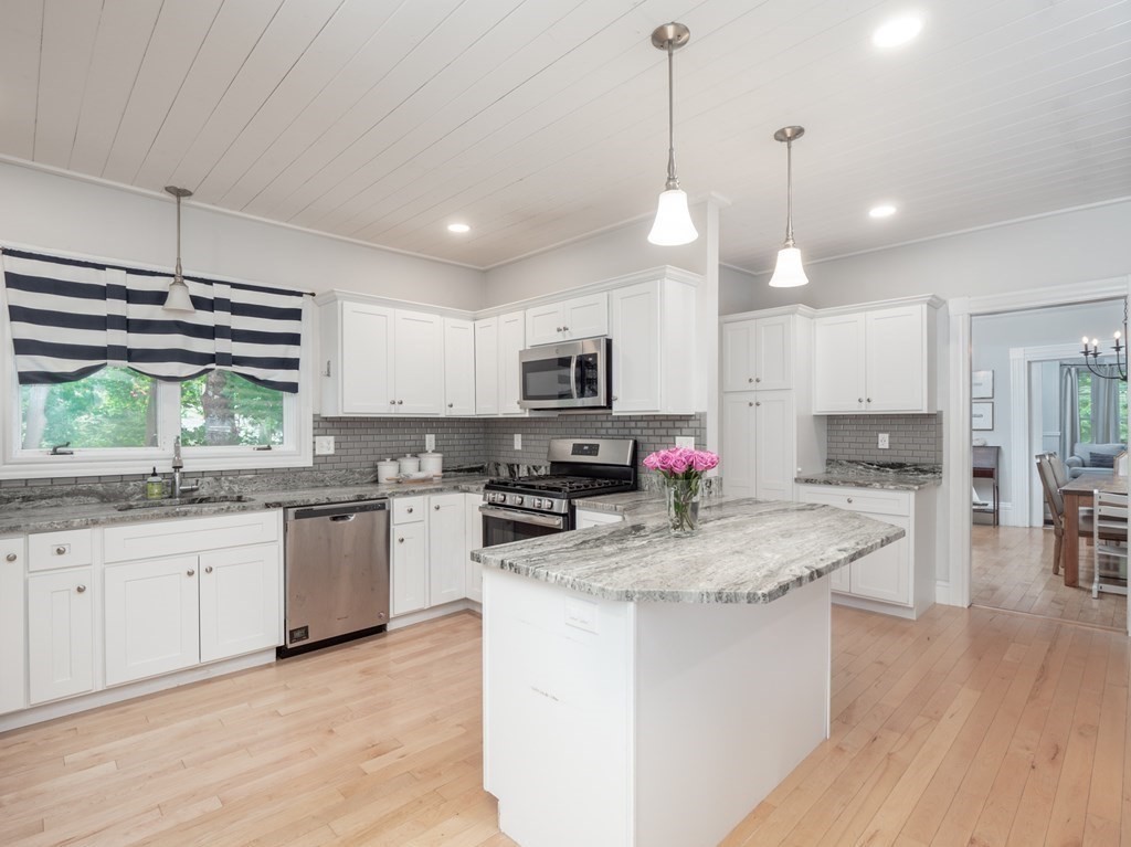 2 Clark Road Andover, MA 01810 - Photo 3 of 37