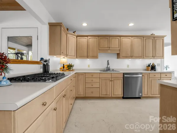 $795,000 | 209 Walnut Ridge Road, Brevard, NC 28712