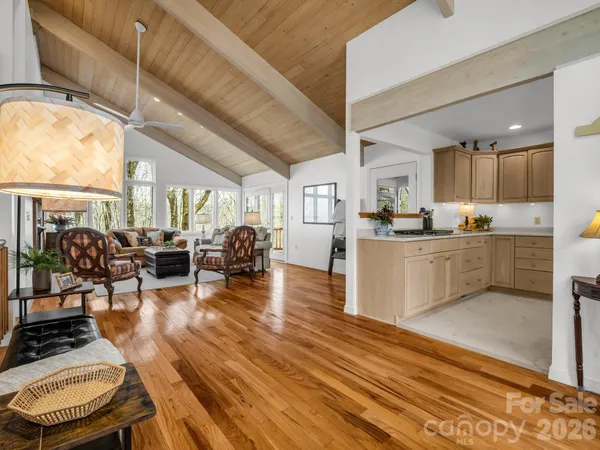 $795,000 | 209 Walnut Ridge Road, Brevard, NC 28712