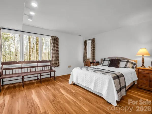 $795,000 | 209 Walnut Ridge Road, Brevard, NC 28712