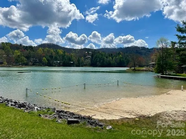 $795,000 | 209 Walnut Ridge Road, Brevard, NC 28712