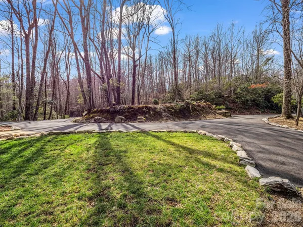 $795,000 | 209 Walnut Ridge Road, Brevard, NC 28712