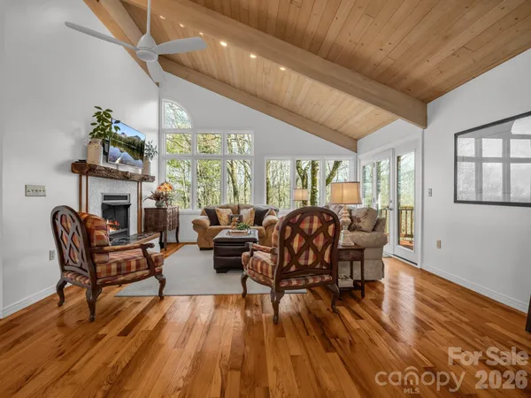 $795,000 | 209 Walnut Ridge Road, Brevard, NC 28712