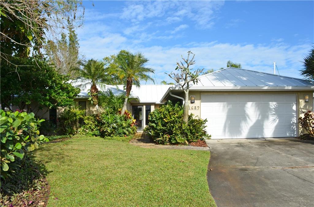 1689 Southwest Dyer Point Road Palm City, FL 34990 - Photo 1 of 27 Gallery Image 1