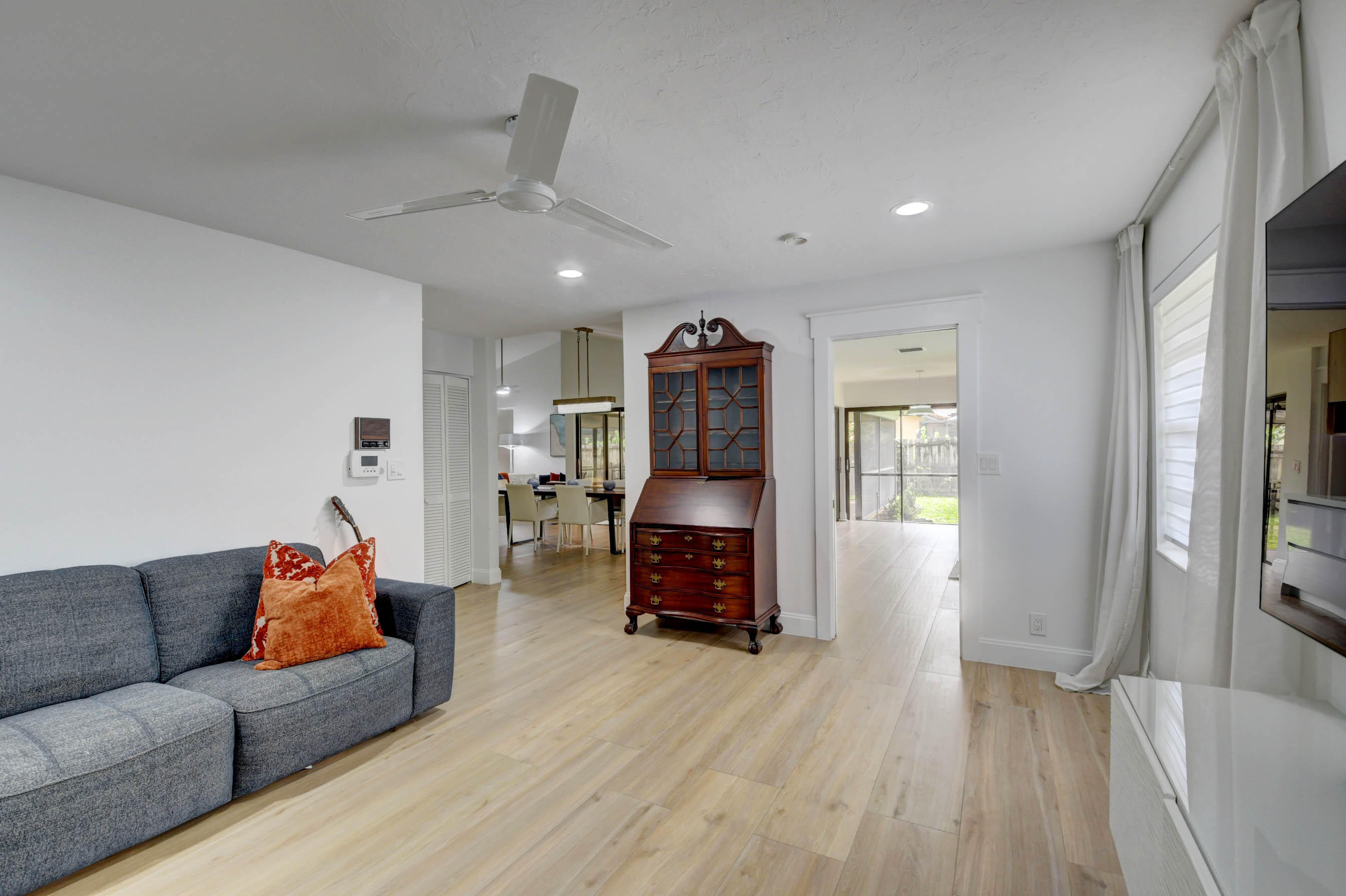 6554 Timber Lane Boca Raton, FL 33433 - Photo 22 of 61 C9B3913B-6104-4422-BE28-7AC2B92A27AF