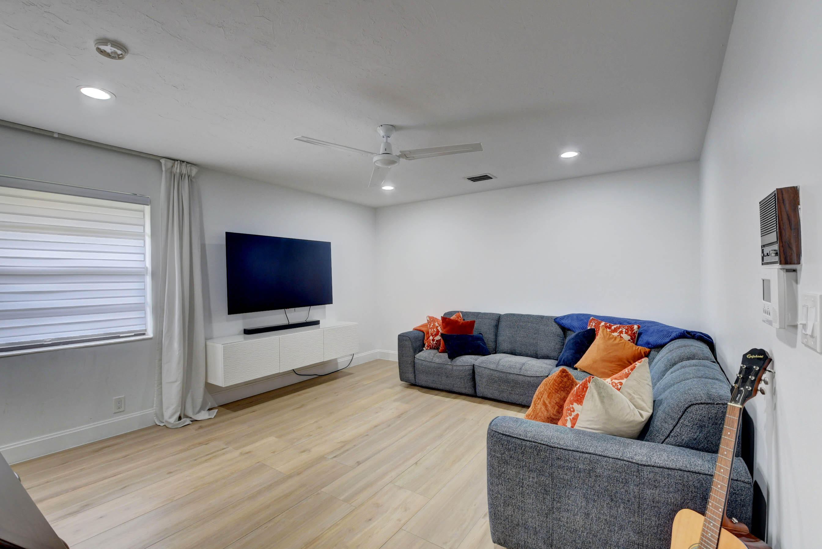 6554 Timber Lane Boca Raton, FL 33433 - Photo 23 of 61 Family Room