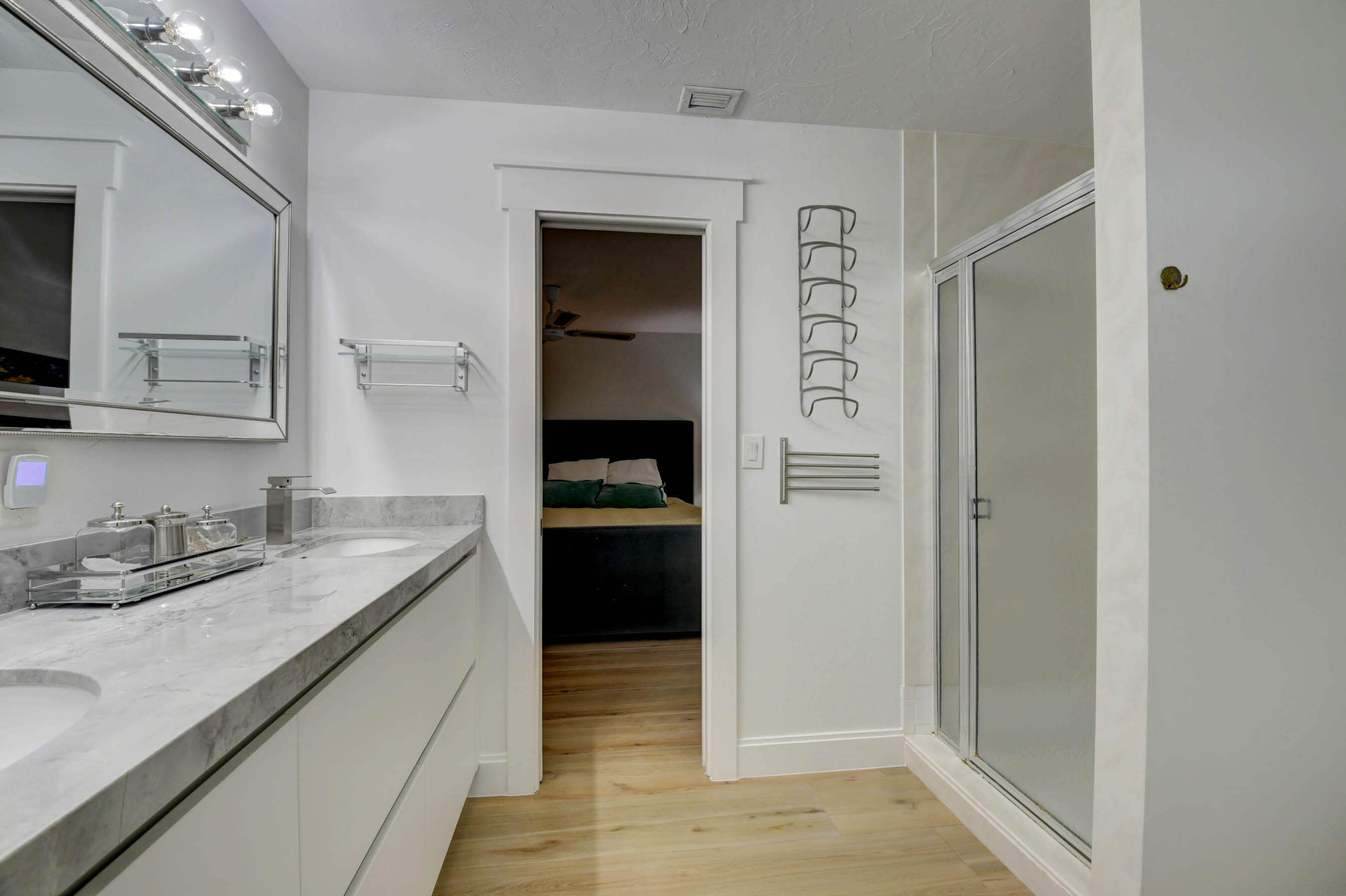 6554 Timber Lane Boca Raton, FL 33433 - Photo 38 of 61 Hall Bath