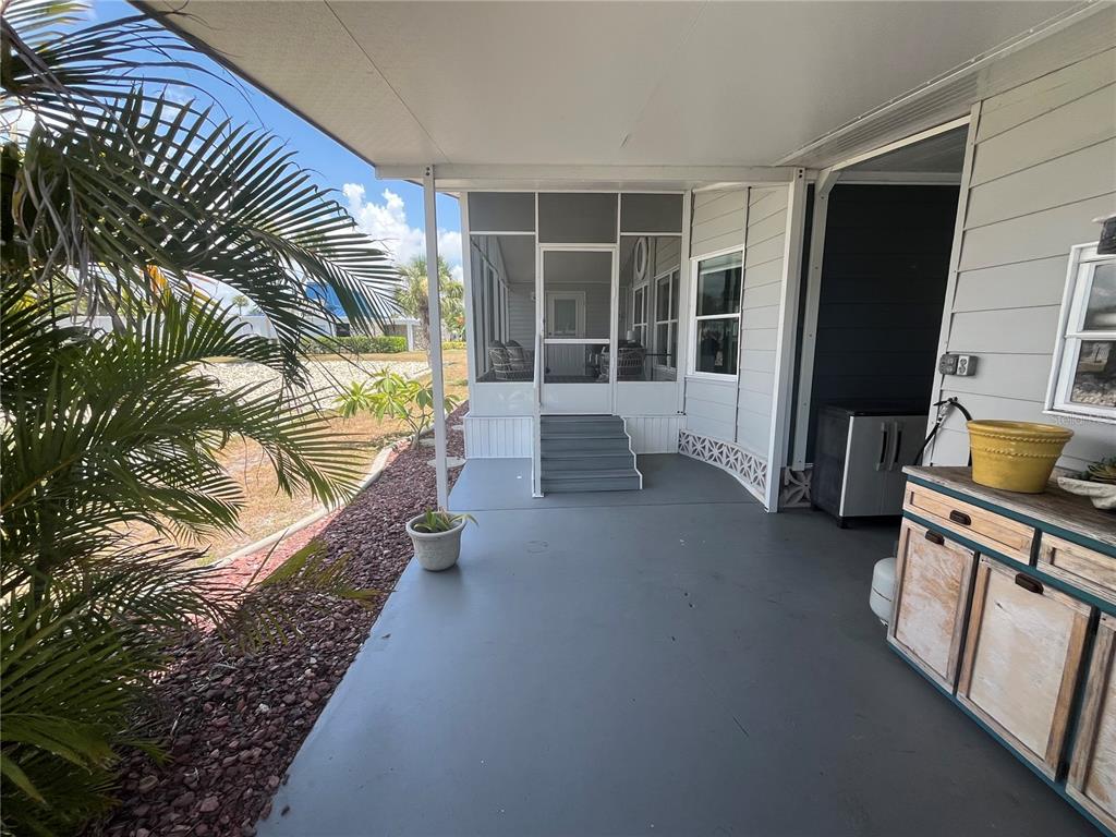 106 Roma Road Venice, FL 34285 - Photo 5 of 49 Gallery Image 5