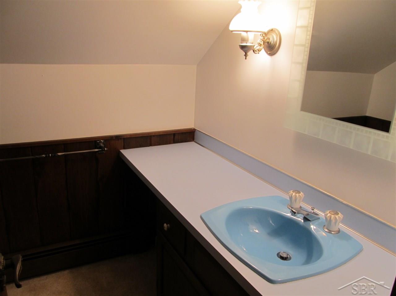 3931 Hackett Road Saginaw, MI 48603 - Photo 10 of 19 31291620-9.JPG