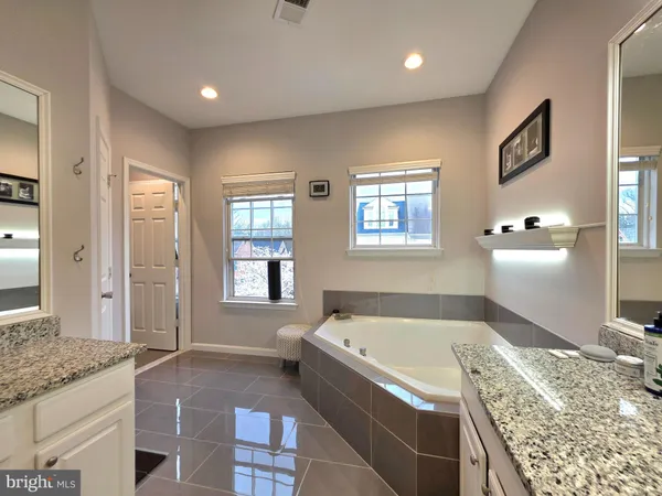 $3,650 | 5300 Arapaho Lane, Alexandria, VA 22312