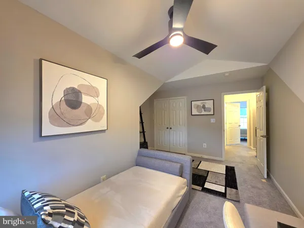 $3,650 | 5300 Arapaho Lane, Alexandria, VA 22312