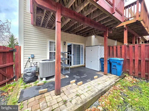 $3,650 | 5300 Arapaho Lane, Alexandria, VA 22312