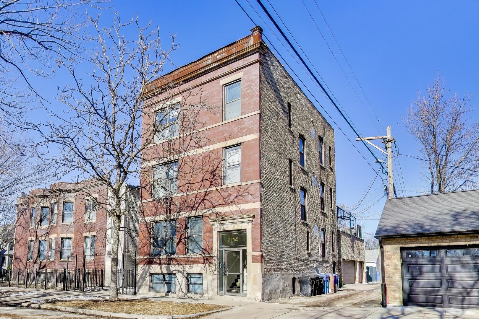 2114 West Byron Street, Unit 1 Chicago, IL 60618 - Photo 3 of 23 a view of a building and a street