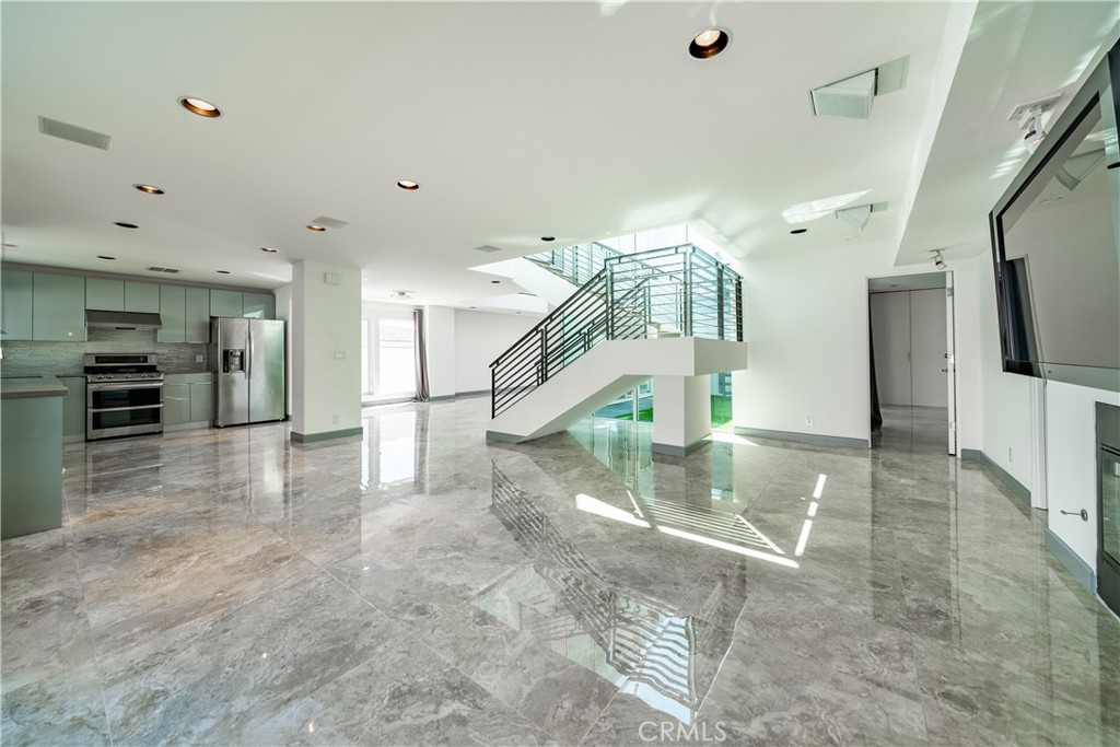 700 Taper Drive Seal Beach, CA 90740 - Photo 13 of 25