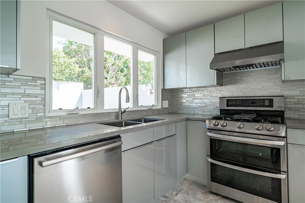 700 Taper Drive Seal Beach, CA 90740 - Photo 24 of 25