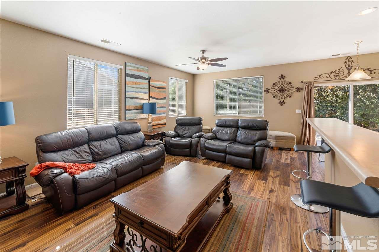 8959 Mahon Drive Reno, NV 89506 - Photo 6 of 20 Photo 6